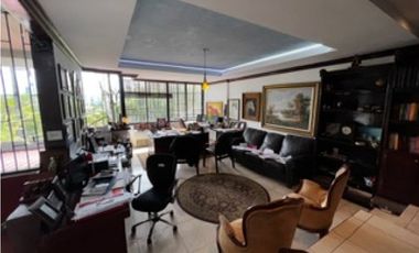 Los Angeles, Casa de 3 pisos