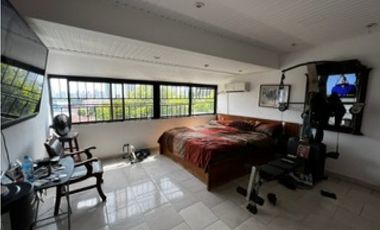 Los Angeles, Casa de 3 pisos