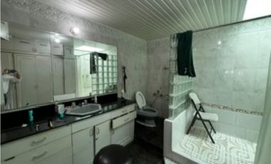 Los Angeles, Casa de 3 pisos