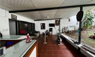 Los Angeles, Casa de 3 pisos