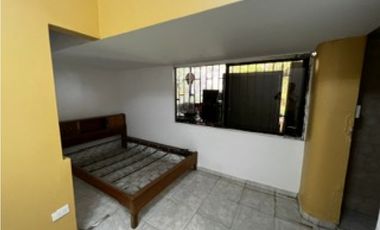 Los Angeles, Casa de 3 pisos