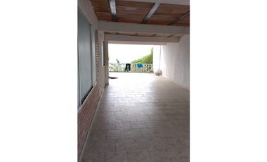 VENDO FINCA CON CASA LA MESA RENTABLE (R)