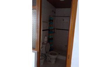 HERMOSA CASA LA MESA C.MARCA