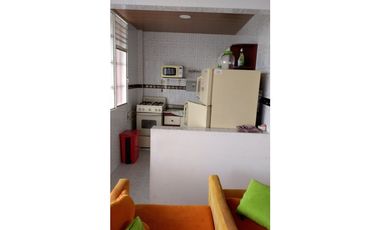 HERMOSA CASA LA MESA C.MARCA