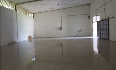 Se Alquila Galera en Pedregal