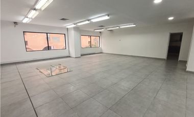 LOCAL COMERCIAL ESTADIO CERCA DOLLARCITY