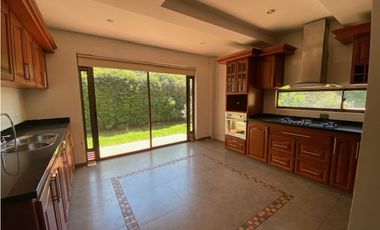 VENDO CASA EN CONJUNTO CAJICA CANELON