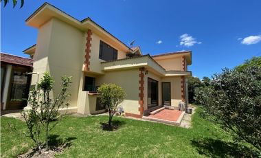 VENDO CASA EN CONJUNTO CAJICA CANELON