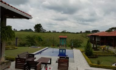 ALQUILO CABAÑAS POR DAS EN MONTENEGRO QUINDO