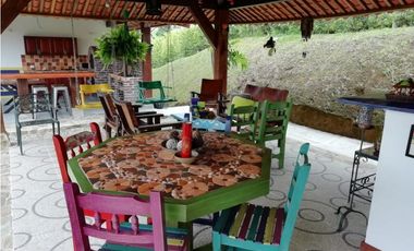 ALQUILO CABAÑAS POR DAS EN MONTENEGRO QUINDO