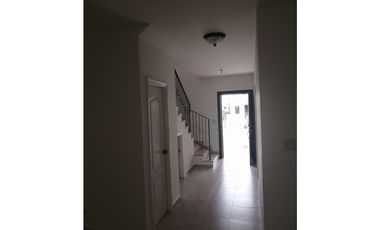 VENTA CASA COSTA DEL ESTE