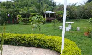 RENTO CHALET ZONA TEBAIDA POR DIAS, ARMENIA