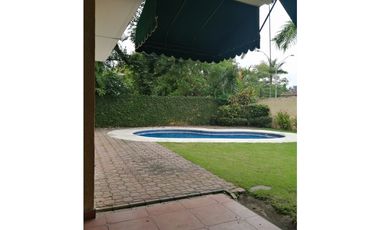 ALQUILER CASA COSTA DEL ESTE