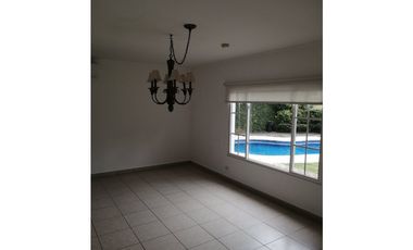 ALQUILER CASA COSTA DEL ESTE