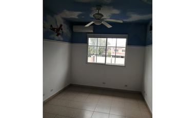 ALQUILER CASA COSTA DEL ESTE