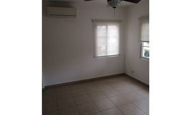 ALQUILER CASA COSTA DEL ESTE