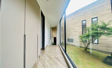 VENDO CASA DE 389M2 Y LOTE INDEPENDIETE EN CONJUNTO CERRADO - CAJICA