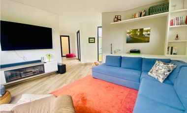 VENDO CASA DE 389M2 Y LOTE INDEPENDIETE EN CONJUNTO CERRADO - CAJICA