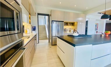 VENDO CASA DE 389M2 Y LOTE INDEPENDIETE EN CONJUNTO CERRADO - CAJICA