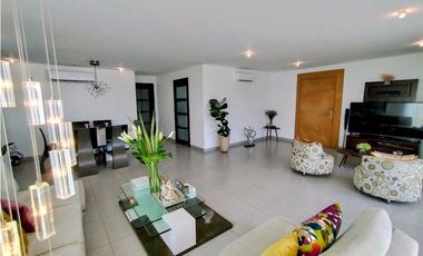 Apartamento Altos de Riomar en Venta