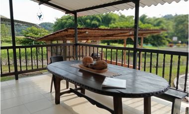 FINCA EN SANTAGUEDA  18 y 29 PAX