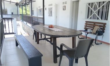 FINCA EN SANTAGUEDA  18 y 29 PAX