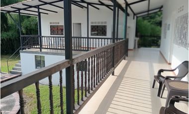 FINCA EN SANTAGUEDA  18 y 29 PAX