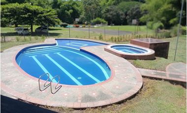 FINCA EN SANTAGUEDA  18 y 29 PAX