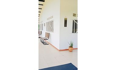 FINCA EN SANTAGUEDA  18 y 29 PAX