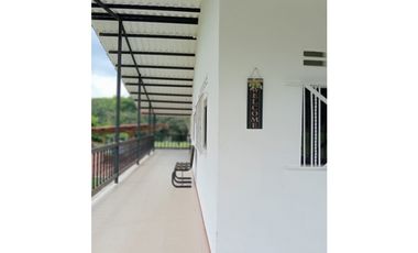 FINCA EN SANTAGUEDA  18 y 29 PAX
