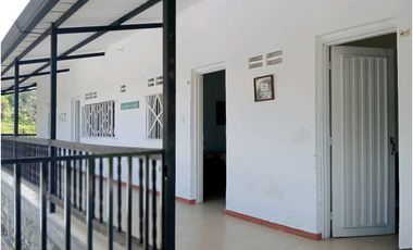 FINCA EN SANTAGUEDA  18 y 29 PAX