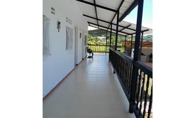 FINCA EN SANTAGUEDA  18 y 29 PAX