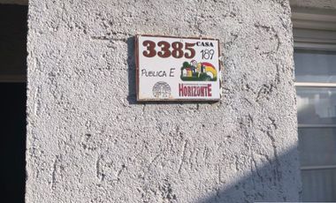 Casa en alquiler c/ cochera en San Ignacio