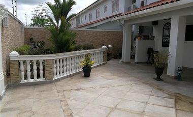 VENTA CASA COSTA SUR QUINTAS DE VERSALLES MODELO TOLEDO PLUS (JM)