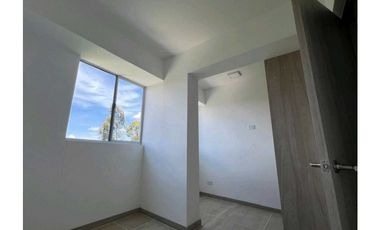 SE VENDE MUY BUEN APTO EN MARINILLA SECTOR CAMPESTRE