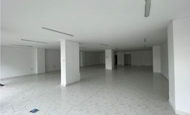 HERMOSO LOCAL EN ARRIENDO CENTRO DE BUCARAMANGA
