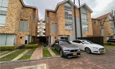 Arriendo casa Pinares de Chia