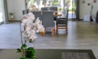 Casa en venta c/ cochera en Fincas del Alba