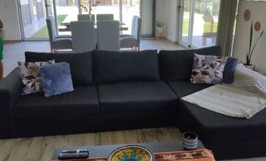 Casa en venta c/ cochera en Fincas del Alba