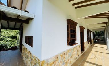 Se vende finca de 2.5 hectáreas en San Roque, Antioquia