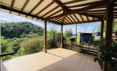 Se vende finca de 2.5 hectáreas en San Roque, Antioquia