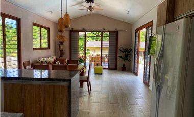 EN VENTA CASA DE DESCANSO (LA MESA - CUNDINAMARCA)