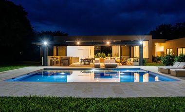 CASA CAMPESTRE EN VENTA EN GIRARDOT