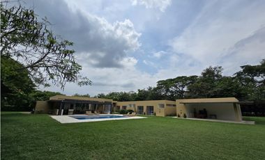 CASA CAMPESTRE EN VENTA EN GIRARDOT