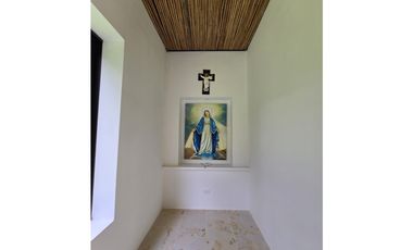 CASA CAMPESTRE EN VENTA EN GIRARDOT