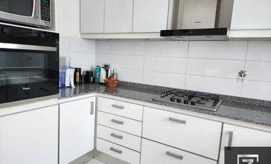 Casa en venta c/ cochera en Don Joaquín Canning