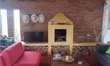 FINCA SAN VICENTE, ANTIOQUIA A 2 KM DEL PUEBLO