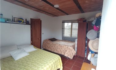 FINCA SAN VICENTE, ANTIOQUIA A 2 KM DEL PUEBLO