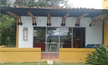 FINCA SAN VICENTE, ANTIOQUIA A 2 KM DEL PUEBLO