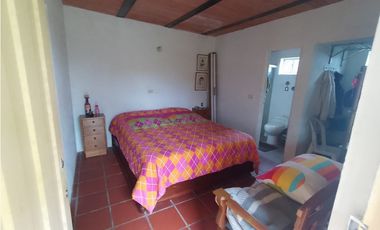 FINCA SAN VICENTE, ANTIOQUIA A 2 KM DEL PUEBLO